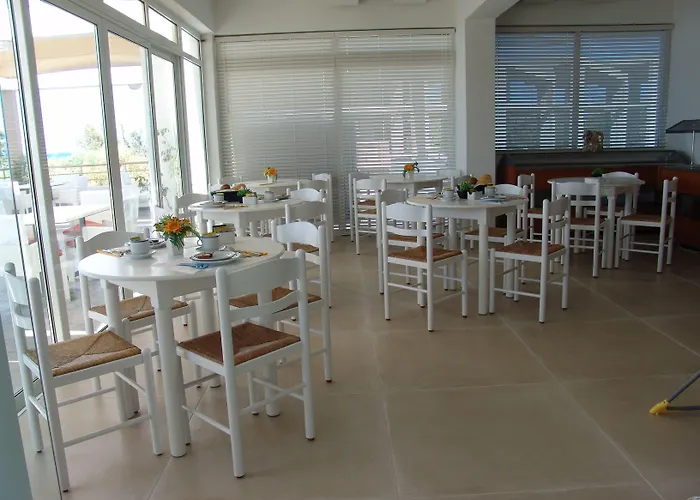 Irina 3* Tigkaki (Kos)