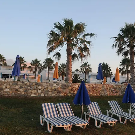 アパートホテル Irina