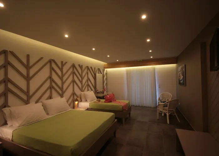 Aparthotel Irina 3*