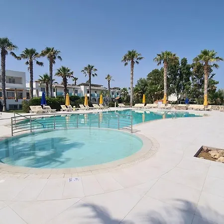 Апарт-отель Irina Тигаки