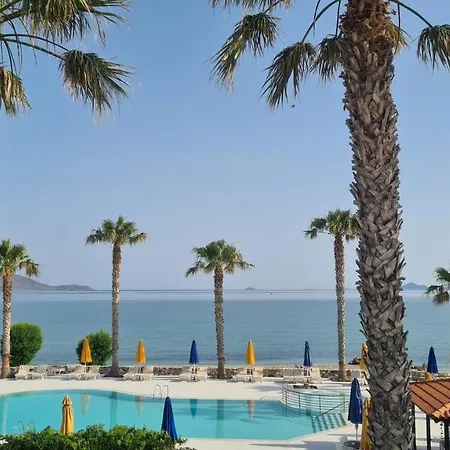 Irina 3* Тигаки