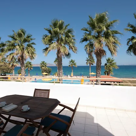 伊琳娜海滩公寓式酒店 Tigaki