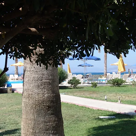 Irina Апарт-отель Тигаки