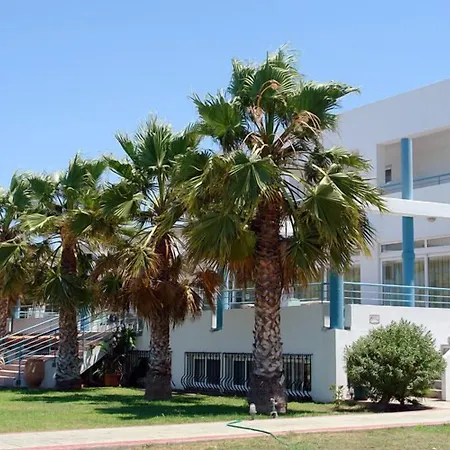 Irina Апарт-отель Тигаки