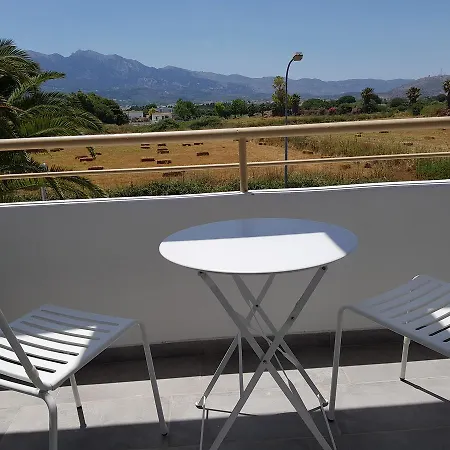 Irina Apartmanhotel Tigaki