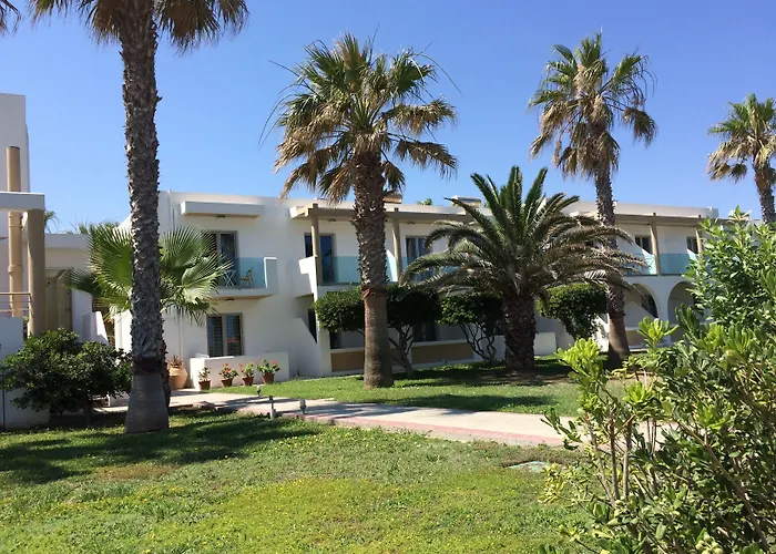 Irina Aparthotel 3*